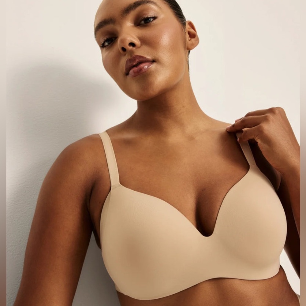 Knix WingWoman Contour Bra in the color Warm Sand size 36 A